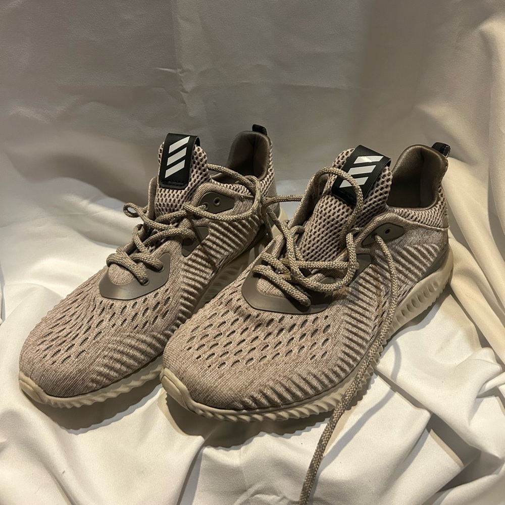 Stylish Beige Athletic Sneakers